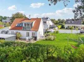 Awesome Home In Askeby With Wifi And 4 Bedrooms