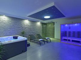 Guesthouse L&K SPA，位于Brinje的酒店