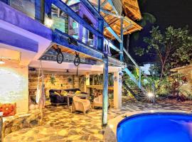 Cabarete Boutique Kite Hotel for up to 15 people，位于喀巴里特的别墅