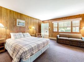 King Birch Lake Home, Unit 6，位于Alton的酒店
