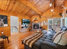Cozy Cabin perfect for 2 Families，位于大熊湖的滑雪度假村