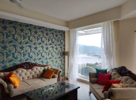 The Ganges View Luxury Penthouse by iTvara，位于瑞诗凯诗的度假屋