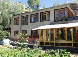 Karma Lodge Leh