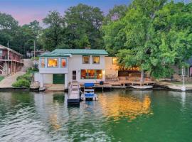 Lake Haven Chateau - On Lake Hamilton，位于温泉城的带停车场的酒店