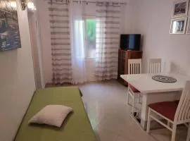 Apartment in Bol with terrace, air conditioning, WiFi, washing machine 3634-4