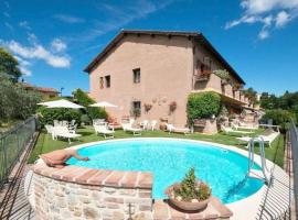 ISA-Holiday-Home with swimming-pool in San Gimignano, apartments with air conditioning and private outdoor area，位于圣吉米纳诺的公寓式酒店
