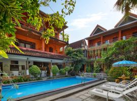 Hotel Lumbung Sari Legian，位于勒吉安帕德玛的酒店