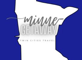 Minne-Getaway, Designer Stay South Of The River，位于苹果谷的酒店