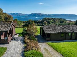 Armadale Castle Cabins，位于Ardvasar的别墅