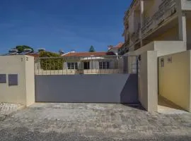 Apartamento Ensolarado com terraço - 10 minutos da praia