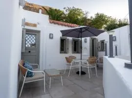 Villa Hermes in Anafiotika Athens !