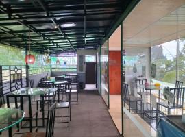 Bromo Ecolodge，位于庞越的酒店