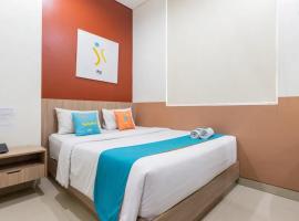 Sans Hotel Rajawali Surabaya by RedDoorz，位于Krembangan的酒店