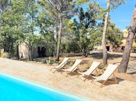 Villa Piscine Vue exceptionnelle，位于莫尔斯的酒店
