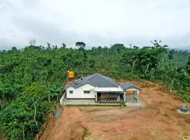 Chimneys Homestay - Full House, Near to Falls & Trek