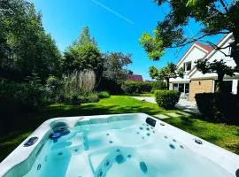 VILLA CALMA Rust Ruimte Luxe inclusief private jacuzzi