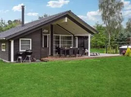 Pet Friendly Home In Rødby With Kitchen