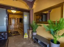 加拉北站爵士酒店