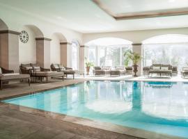 Das Ronacher Therme & Spa Resort，位于巴德小基希海姆的浪漫度假酒店