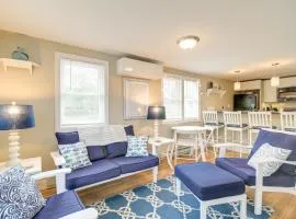 Charming Wareham Cottage Near Bay and Cape Cod!