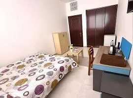 Corniche AD - Extremely Unique Room