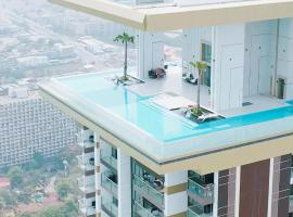 40th Floor Luxury Sea View Room/Beach Front Luxury，位于乔木提恩海滩的酒店
