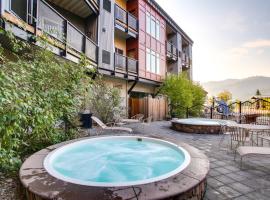 Pet-Friendly Silver Mountain Studio Mountain View，位于凯洛格的公寓