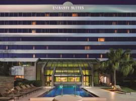 Embassy Suites by Hilton Orlando International Drive ICON Park，位于奥兰多The Wheel at ICON Park Orlando附近的酒店
