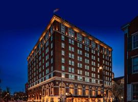 The Yorktowne Hotel, Tapestry Collection by Hilton，位于约克的酒店