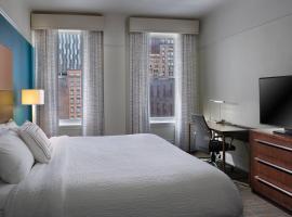 克利夫兰市中心万豪原住客栈，位于克利夫兰的酒店