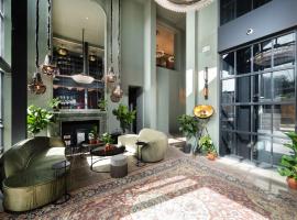 Spacious Studio Apartments at Dandi on The Hill，位于哈罗的酒店
