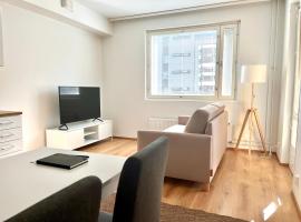Guest apartment with view and terrace, Vuosaari, Helsinki, self check-in，位于赫尔辛基的海滩短租房