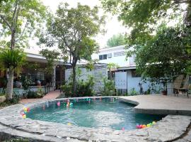 Mad Monkey Dumaguete，位于杜马格特的酒店