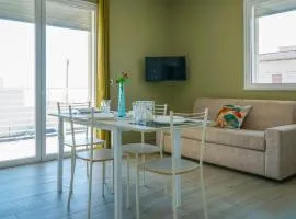 Aragosta Apartment - Sea View, a few steps from the beach