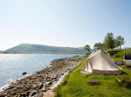 Sandtorgholmen Glamping，位于Sandtorg的住所