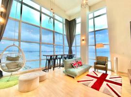 Maritime Suites - Pool Table FULL Seaview 2BR Duplex Suites，位于日落洞的度假短租房