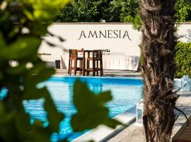 AMNESIA VILLAS，位于Borghetto的酒店