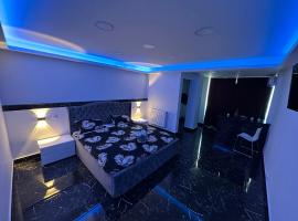 Yoa apartaments，位于德瓦的酒店