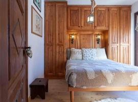 Courmayeur~navetta gratuita per il centro+impianti，位于库马约尔的酒店