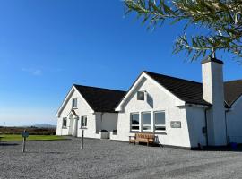 Grianaig Guest House & Restaurant, South Uist, Outer Hebrides，位于Daliburgh阿斯肯尼施高尔夫倶乐部附近的酒店