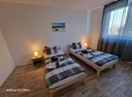 Wunderschöne 3 Zimmer Ferien und Monteurswohnung 20，位于Wefensleben的酒店