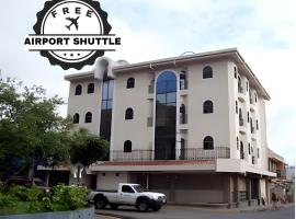 Alajuela Backpackers Airport Hostel，位于阿拉胡埃拉的酒店