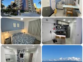 FLAT RIVIERA COM VISTA MAR A 150m DA PRAIA ! MÊS DE MAIO MENOR TARIFA DO ANO - APROVEITE !，位于圣劳伦斯海滨的酒店