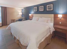 Hampton by Hilton Monterrey Galerias Obispado，位于蒙特雷的酒店