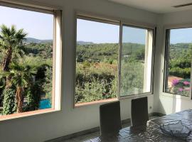 Magnifique haut de villa au calme absolu a 10 minutes des plages，位于拉·包伊拉迪塞的酒店