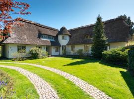 DENMARK SEA FRONT ENCHANTING - Beach Villa，位于Solrød Strand的酒店