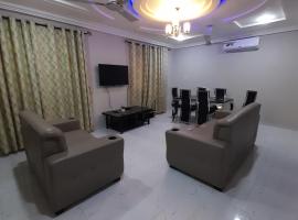 Atom Height Apartments，位于特马的酒店