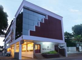 Hotel Maharani，位于Pala的酒店