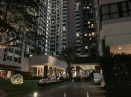 The Base Central Pattaya by Adam，位于芭堤雅市中心的公寓式酒店