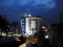 Hotel Blue Bird, Nagaon，位于Nowgong的酒店